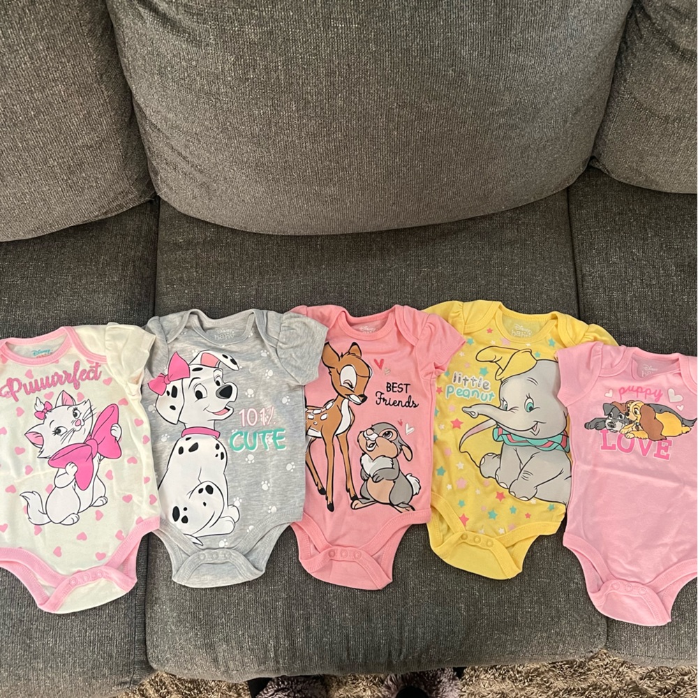 Disney onesie bundle size 3-6M
